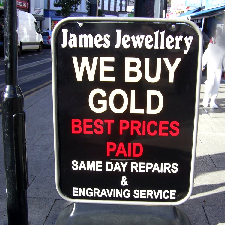 Pavement Sign for James Jewellery in Croydon